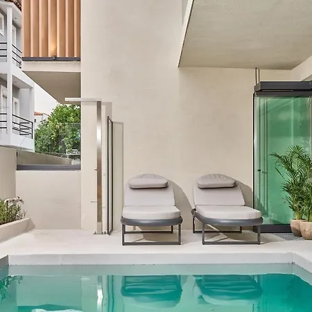 Senses Aparthotel 4*