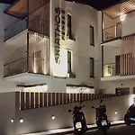 Senses Lejlighedshotel Skiathos by
